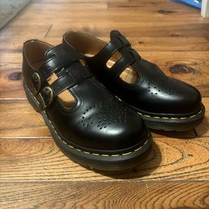 Dr Martens Mary Jane’s 8065 Smooth - women’s size 8